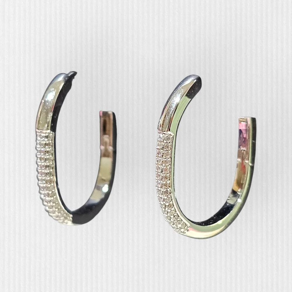 NWT Nordstrom Platinum Oval Hoop Earrings w/ Cubic Zirconia Women's Jewelry - Picture 2 of 5